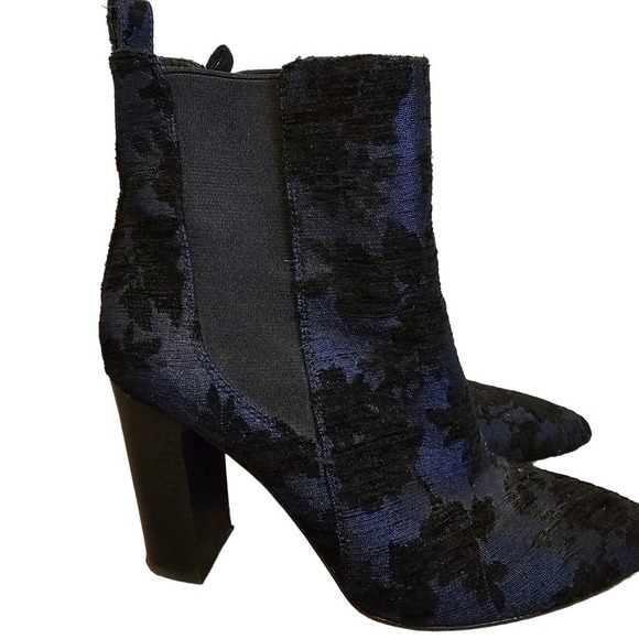 Vince Camuto Britsy Ankle Boots Blue Floral Pointed Toe Boots Size 10 Pull On - Picture 1 of 9